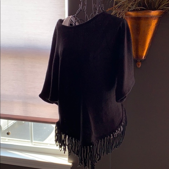 Black slouch sweater with fringed - Picture 1 of 4